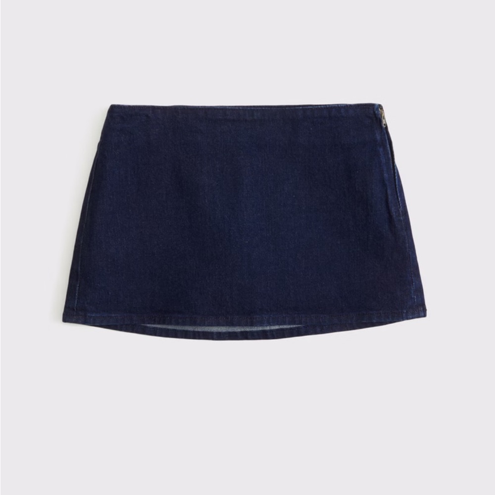 Abercrombie & Fitch Dark Blue Mini Skort